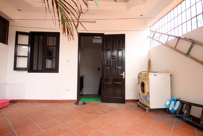 Clean house with cheap price for rent in Tay Ho district,Hanoi